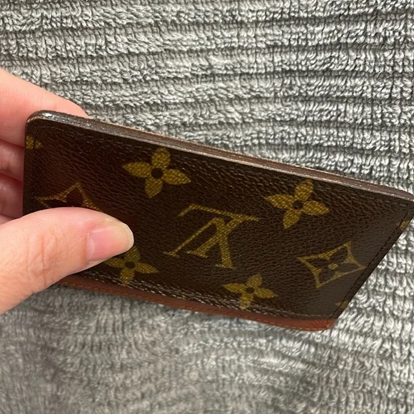 Louis Vuitton Brown Monogram Card Holder - Picture 1 of 8